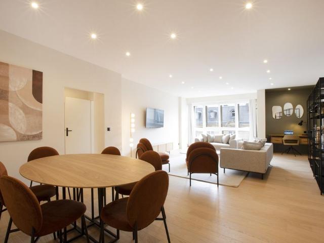 Tout savoir sur cet appartement dans le quartier Porte Dauphine, à Paris 16ème