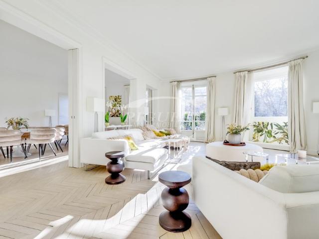 Tout savoir sur cet appartement dans le quartier Porte Dauphine, à Paris 16ème