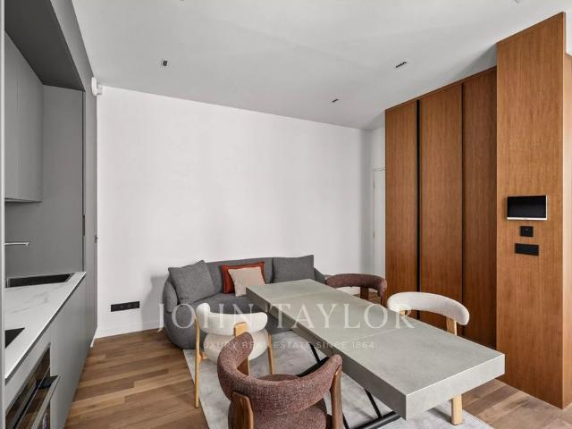 Tout savoir sur cet appartement dans le quartier Parc Monceau, à Paris 8ème