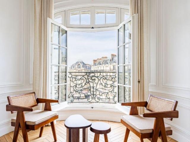 Tout savoir sur cet appartement dans le quartier Parc Monceau, à Paris 8ème