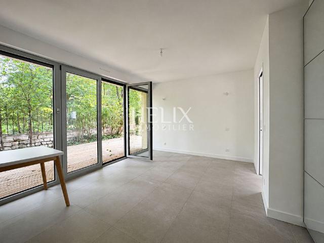 Tout savoir sur cet appartement dans le quartier Place Louis XIV, à Saint Germain en Laye