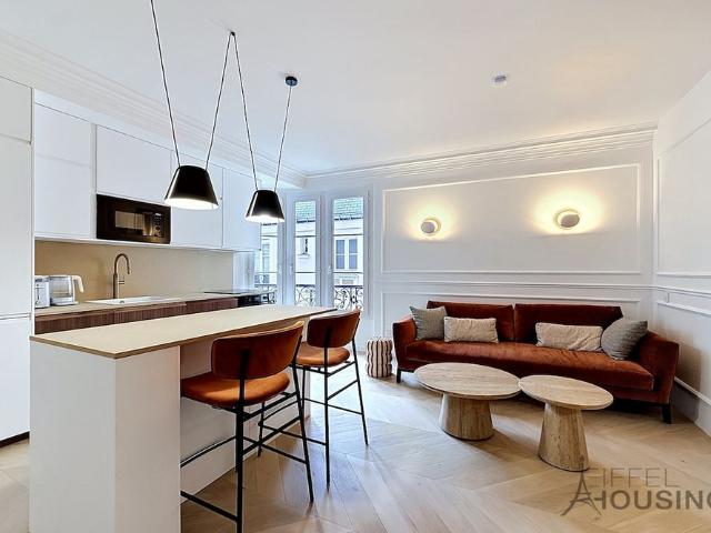 Tout savoir sur cet appartement dans le quartier Rennes, à Paris 6ème