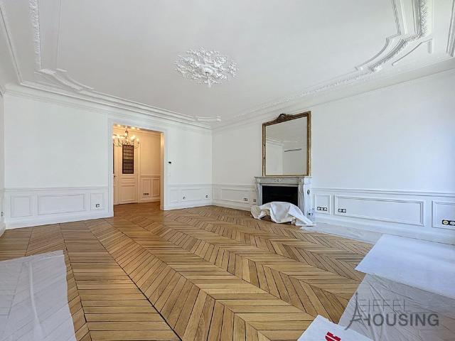 Tout savoir sur cet appartement dans le quartier Ternes Maillot, à Paris 17ème