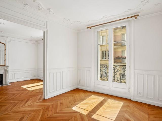 Tout savoir sur cet appartement dans le quartier Ternes Maillot, à Paris 17ème