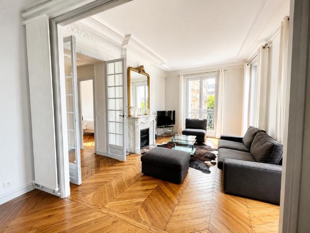 Tout savoir sur cet appartement dans le quartier Ternes Maillot, à Paris 17ème