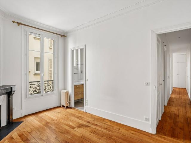 Tout savoir sur cet appartement dans le quartier Ternes Maillot, à Paris 17ème