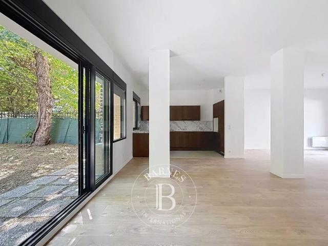 Tout savoir sur cet appartement dans le quartier Ternes Maillot, à Paris 17ème