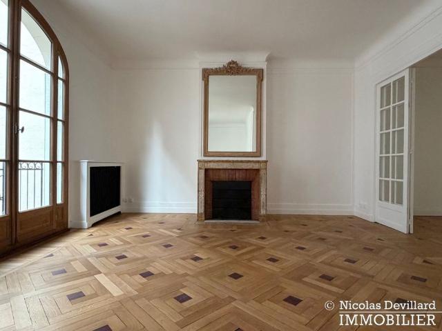 Tout savoir sur cet appartement dans le quartier Vaugirard Parc des Expositions, à Paris 15ème