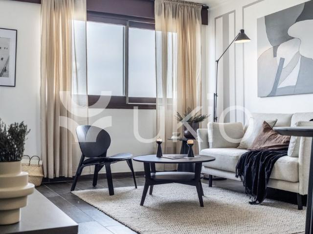 Tout savoir sur cet appartement dans le quartier Vaugirard Parc des Expositions, à Paris 15ème
