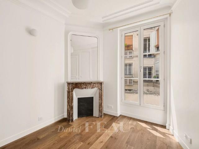 Tout savoir sur cet appartement dans le quartier Val de Grace, à Paris 5ème