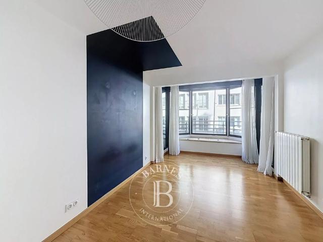 Tout savoir sur cet appartement dans le quartier Villiers L. Michel, à Levallois Perret