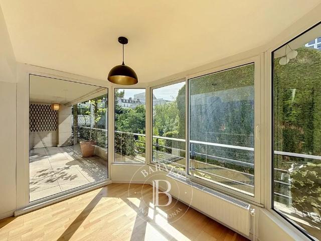 Tout savoir sur cet appartement dans le quartier Villiers L. Michel, à Levallois Perret
