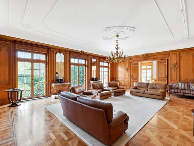 Tout savoir sur cette maison à Forest, à Forest