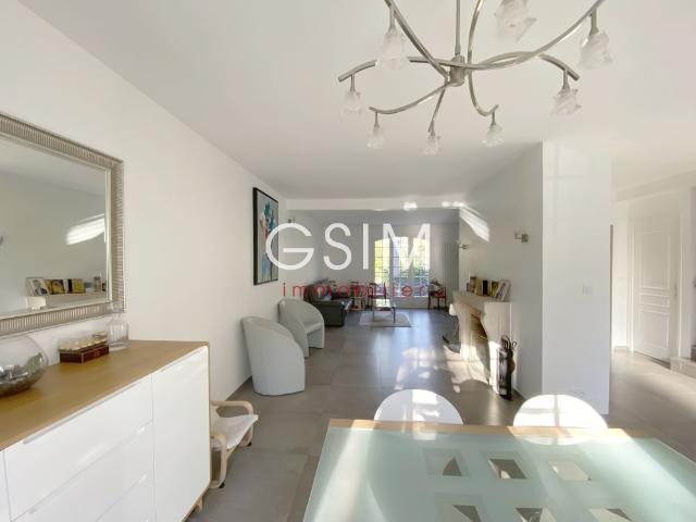 Tout savoir sur cette maison à La Celle Saint Cloud