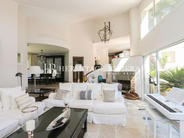 Tout savoir sur cette maison à Mougins