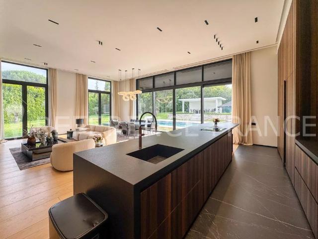 Tout savoir sur cette maison à Mougins