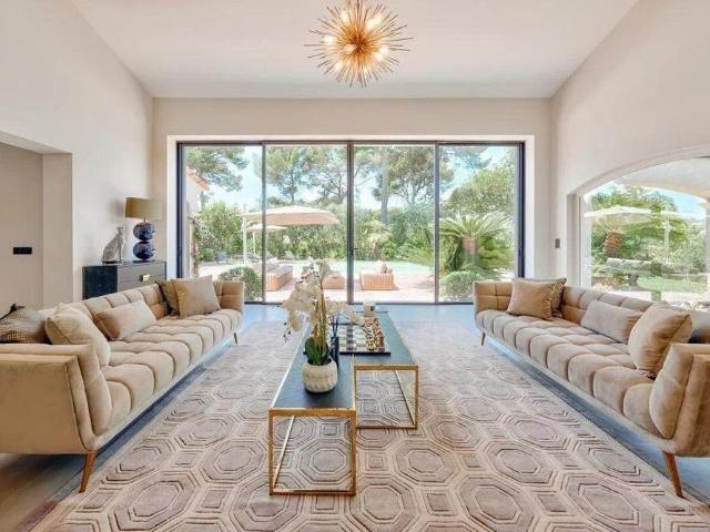 Tout savoir sur cette maison à Mougins