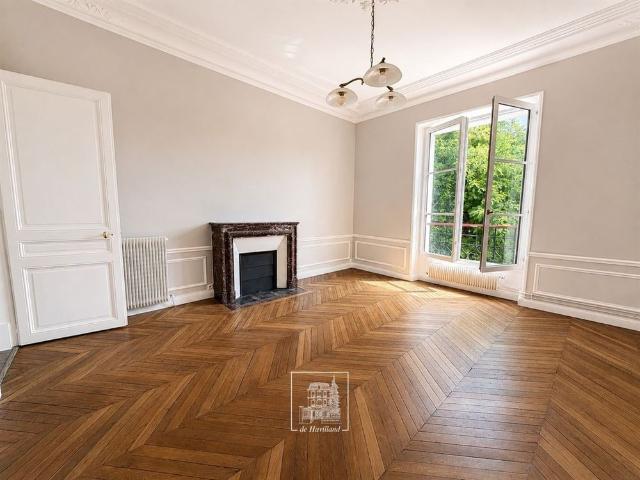 Tout savoir sur cette maison à Sèvres
