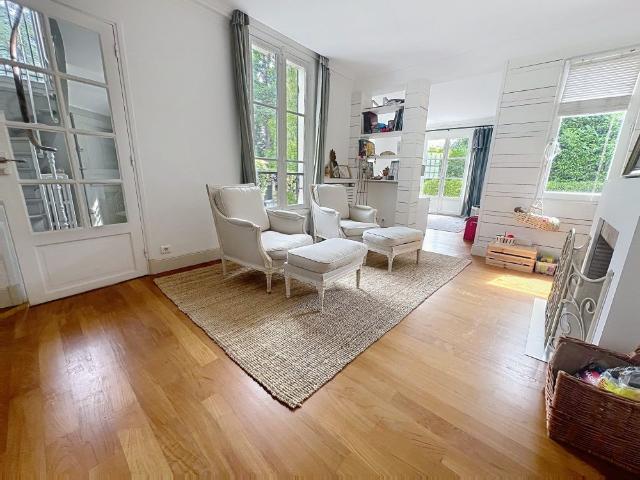 Tout savoir sur cette maison à Vaucresson