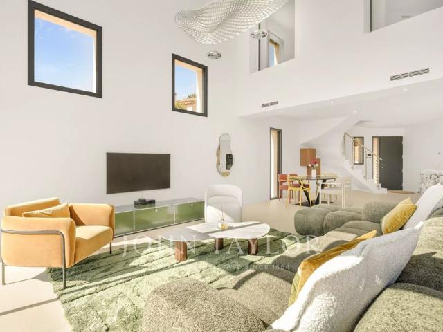 Tout savoir sur cette maison à Valbonne