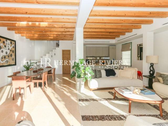 Tout savoir sur cette maison dans le quartier Cabbe Saint Roman, à Roquebrune Cap Martin