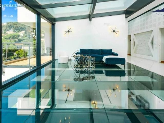 Tout savoir sur cette maison dans le quartier Cabbe Saint Roman, à Roquebrune Cap Martin