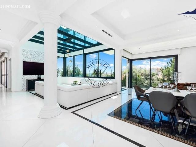 Tout savoir sur cette maison dans le quartier Cabbe Saint Roman, à Roquebrune Cap Martin