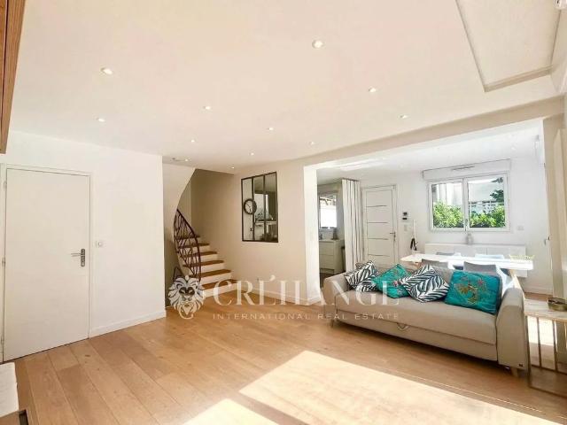 Tout savoir sur cette maison dans le quartier Charlemagne, à Maisons Laffitte