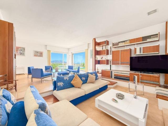 Tout savoir sur cette maison dans le quartier Crémat Saint Roman de Bellet, à Nice