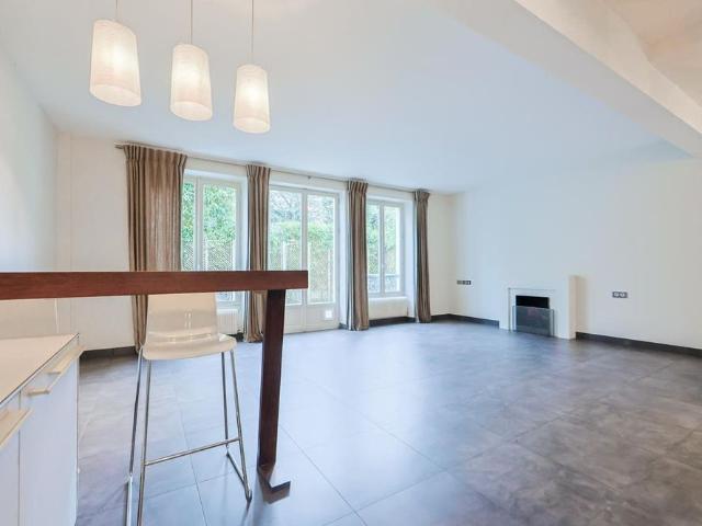 Tout savoir sur cette maison dans le quartier Auteuil Nord, à Paris 16ème