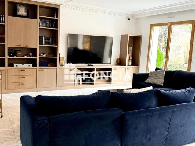 Tout savoir sur cette maison dans le quartier Buzenval, à Rueil Malmaison