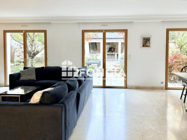 Tout savoir sur cette maison dans le quartier Buzenval, à Rueil Malmaison