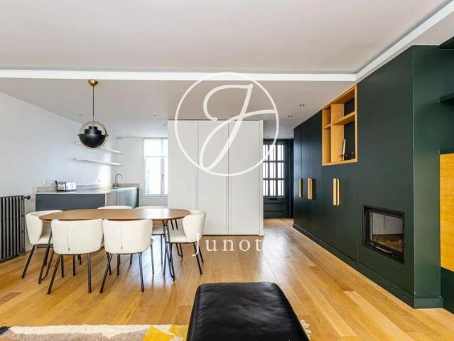 Tout savoir sur cette maison dans le quartier Grandes Carrières Clichy, à Paris 18ème