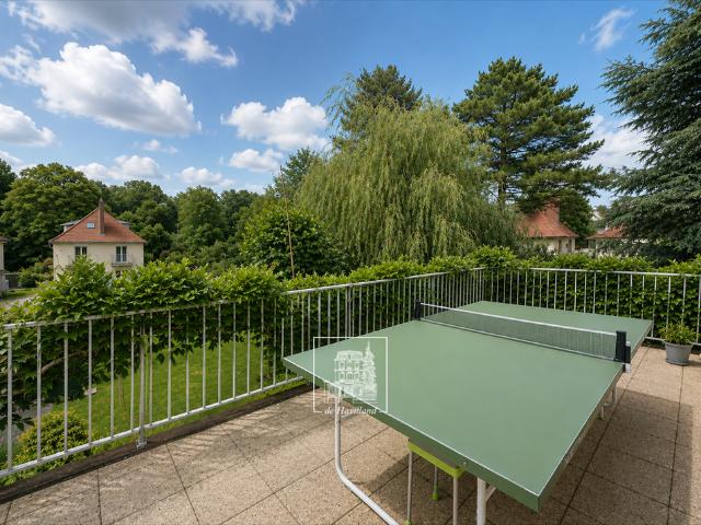 Tout savoir sur cette maison dans le quartier Domaine Saint François d'Assise, à La Celle Saint Cloud