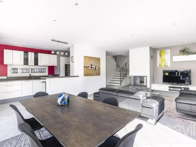 Tout savoir sur cette maison dans le quartier Ecarts Sud, à Valbonne