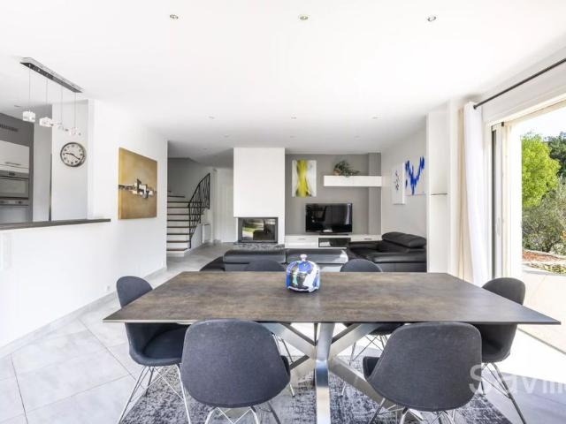 Tout savoir sur cette maison dans le quartier Ecarts Sud, à Valbonne