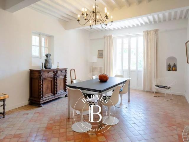 Tout savoir sur cette maison dans le quartier Est Repentance Les Trois Bons Dieux, à Aix en Provence