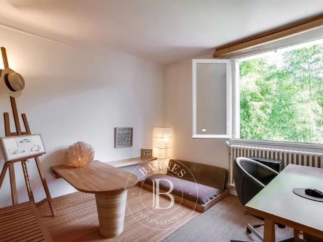 Tout savoir sur cette maison dans le quartier Jonchere Malmaison Saint Cucufa, à Rueil Malmaison