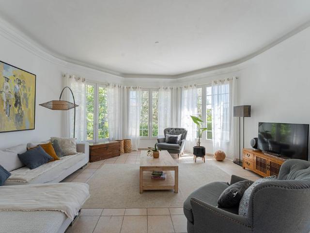 Tout savoir sur cette maison dans le quartier Ouest, à Carry le Rouet