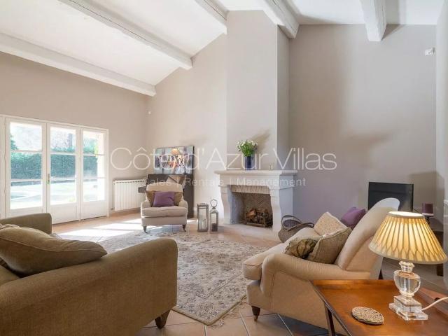 Tout savoir sur cette maison dans le quartier Le Village, à Valbonne