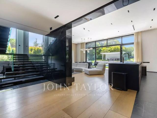 Tout savoir sur cette maison dans le quartier Les Colles Camp Lauvas Font de l'Orme, à Mougins