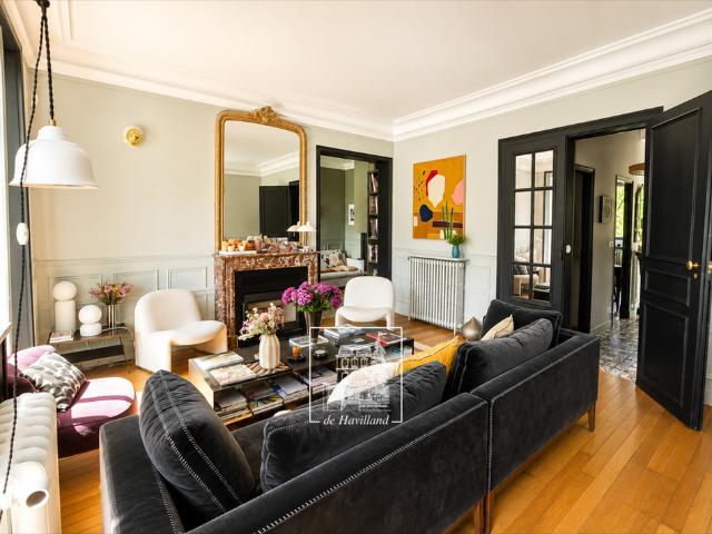 Tout savoir sur cette maison dans le quartier Mairie, à Garches