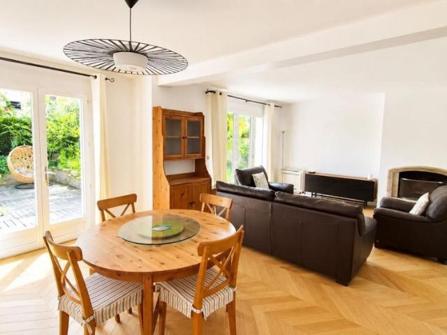 Tout savoir sur cette maison dans le quartier Nord, à Chambourcy