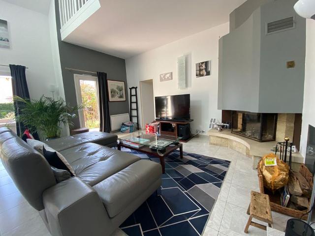 Tout savoir sur cette maison dans le quartier Nord Ouest, à Le Mesnil le Roi