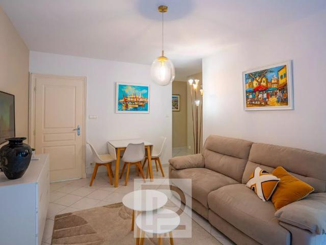 Tout savoir sur cette maison dans le quartier Saint Martin Le Miracle, à Mougins