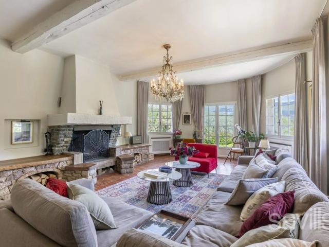 Tout savoir sur cette maison dans le quartier Sud, à Roquefort les Pins