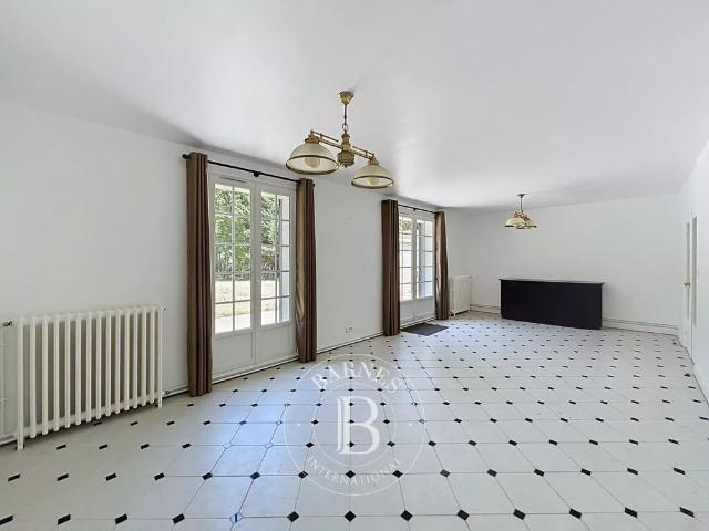 Tout savoir sur cette maison dans le quartier Sud RER, à Le Vésinet