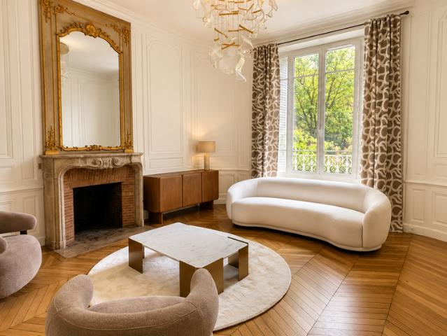 Tout savoir sur cette maison dans le quartier Porte Dauphine, à Paris 16ème