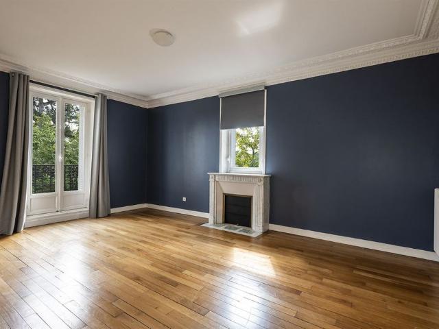 Tout savoir sur cette maison dans le quartier Plateau Thery Centre Ancien, à Vaucresson