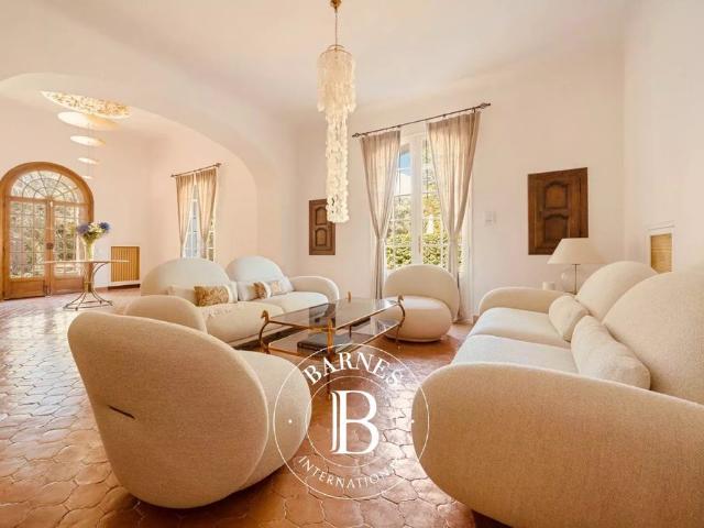 Tout savoir sur cette maison dans le quartier Plateau de Puyricard La Trévaresse, à Aix en Provence